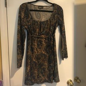 Brown paisley top